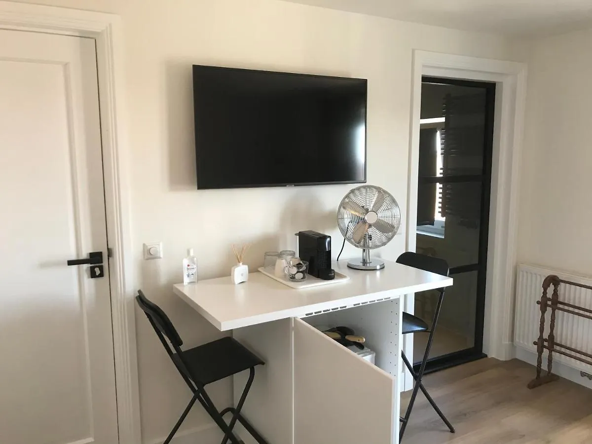 Homestay Long Beach Rooms Zandvoort Netherlands